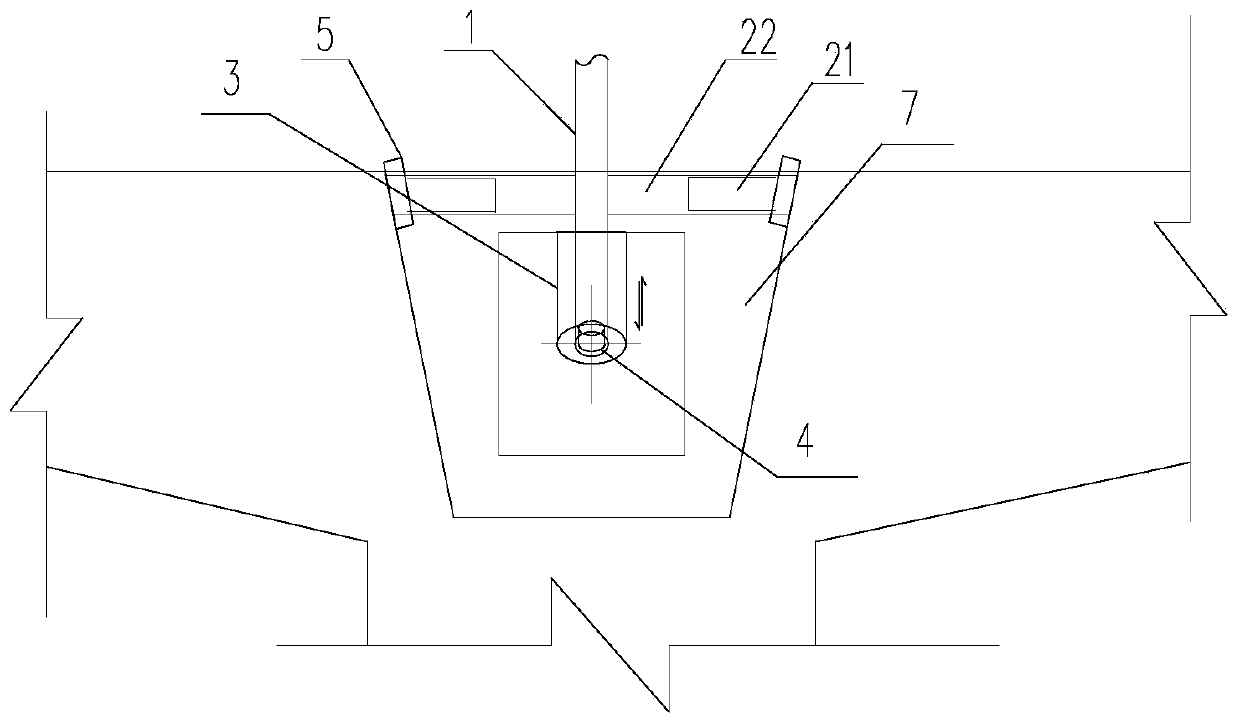 Auxiliary mounting device for prestressed steel strand penetrating end