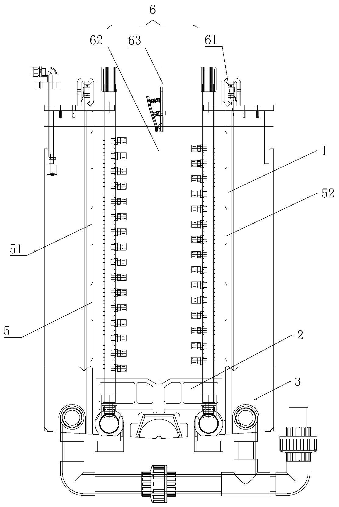 Shielding assembly and electrolytic device using shielding assembly