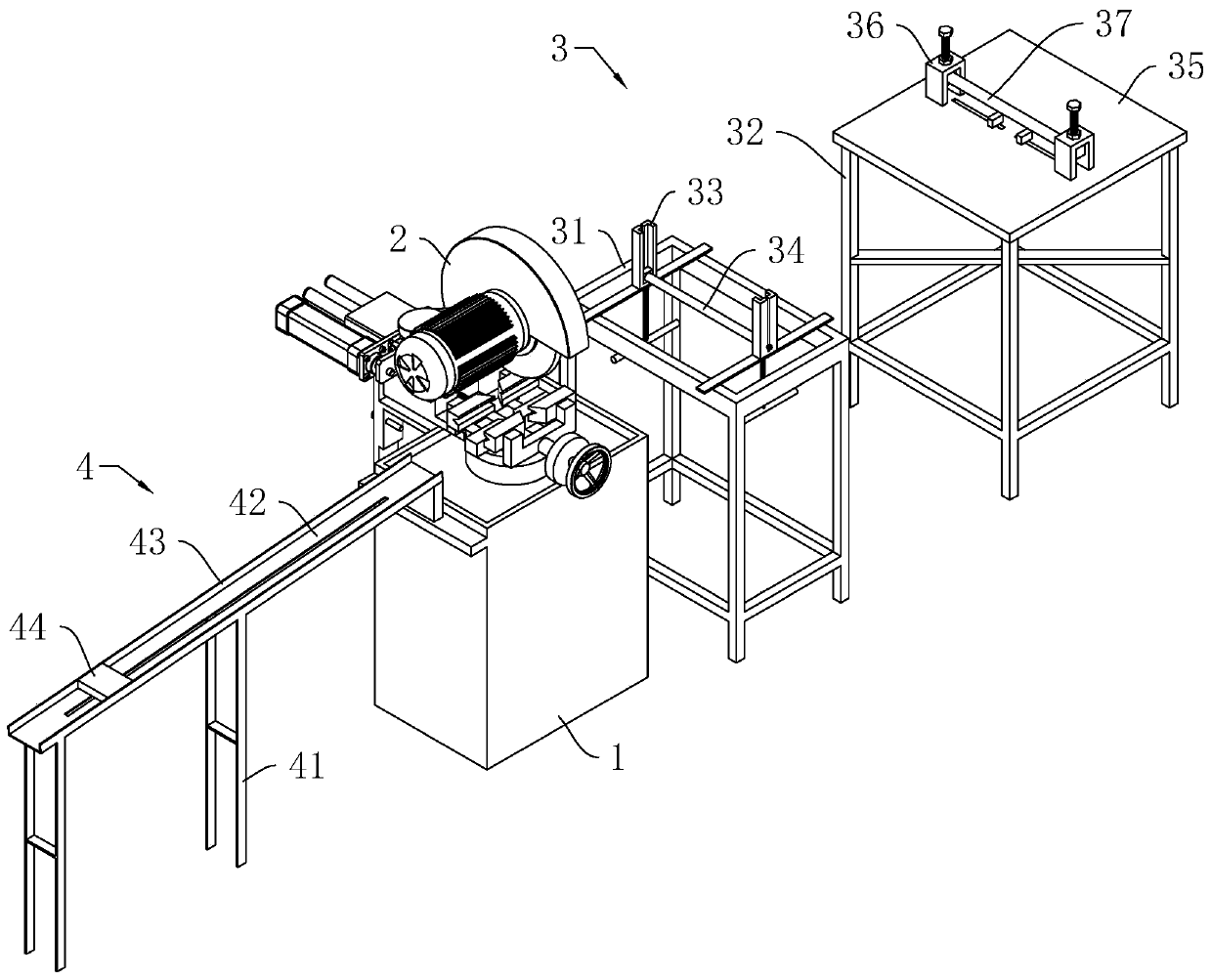 Pipe cutting machine