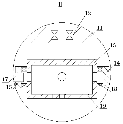 Device for removing light components in maleic anhydride production