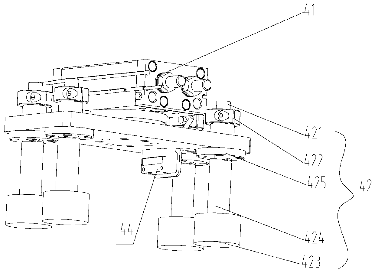 Robot hand claw device capable of automatically hanging and taking piece for spraying production line