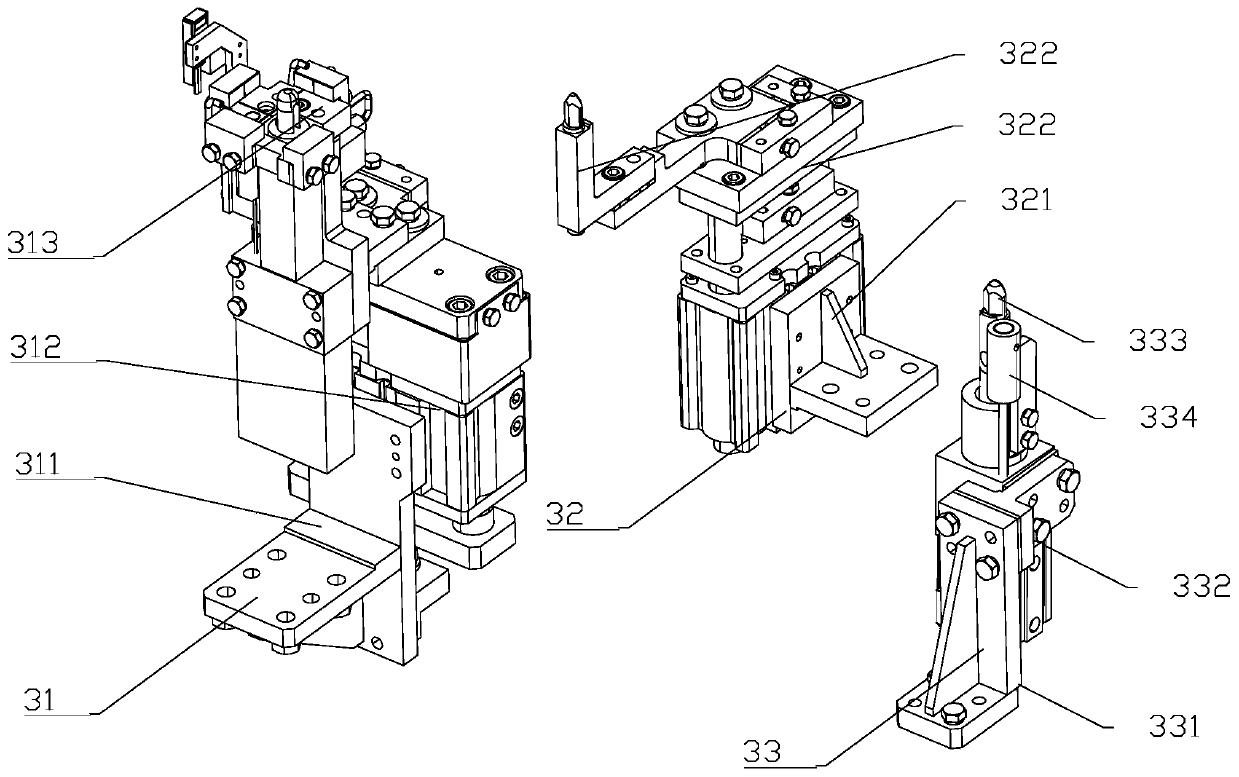 Reinforcing rib plate welding device of bumper welding device