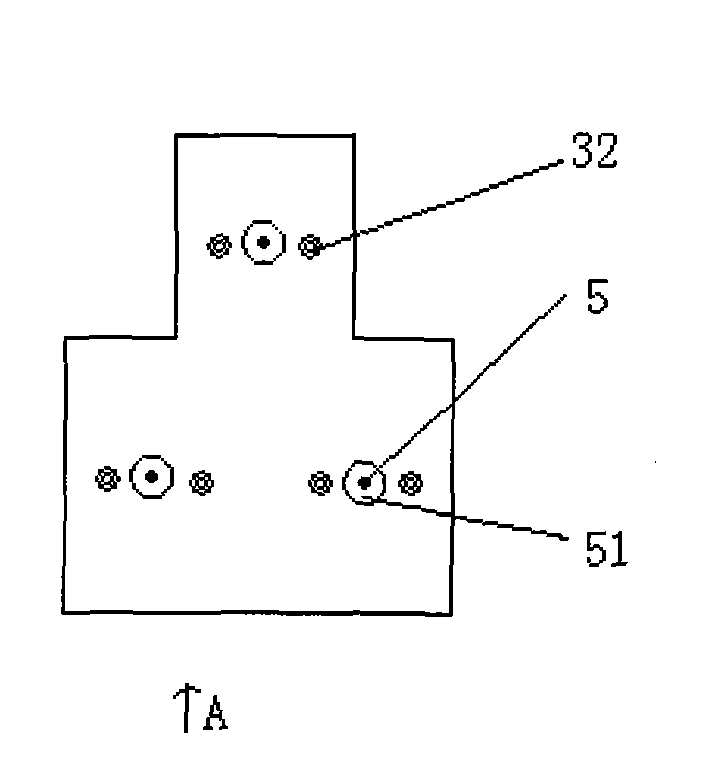 Connection channel positioning method in prefabrication of spliced tower crane foundation prefabricated by concrete