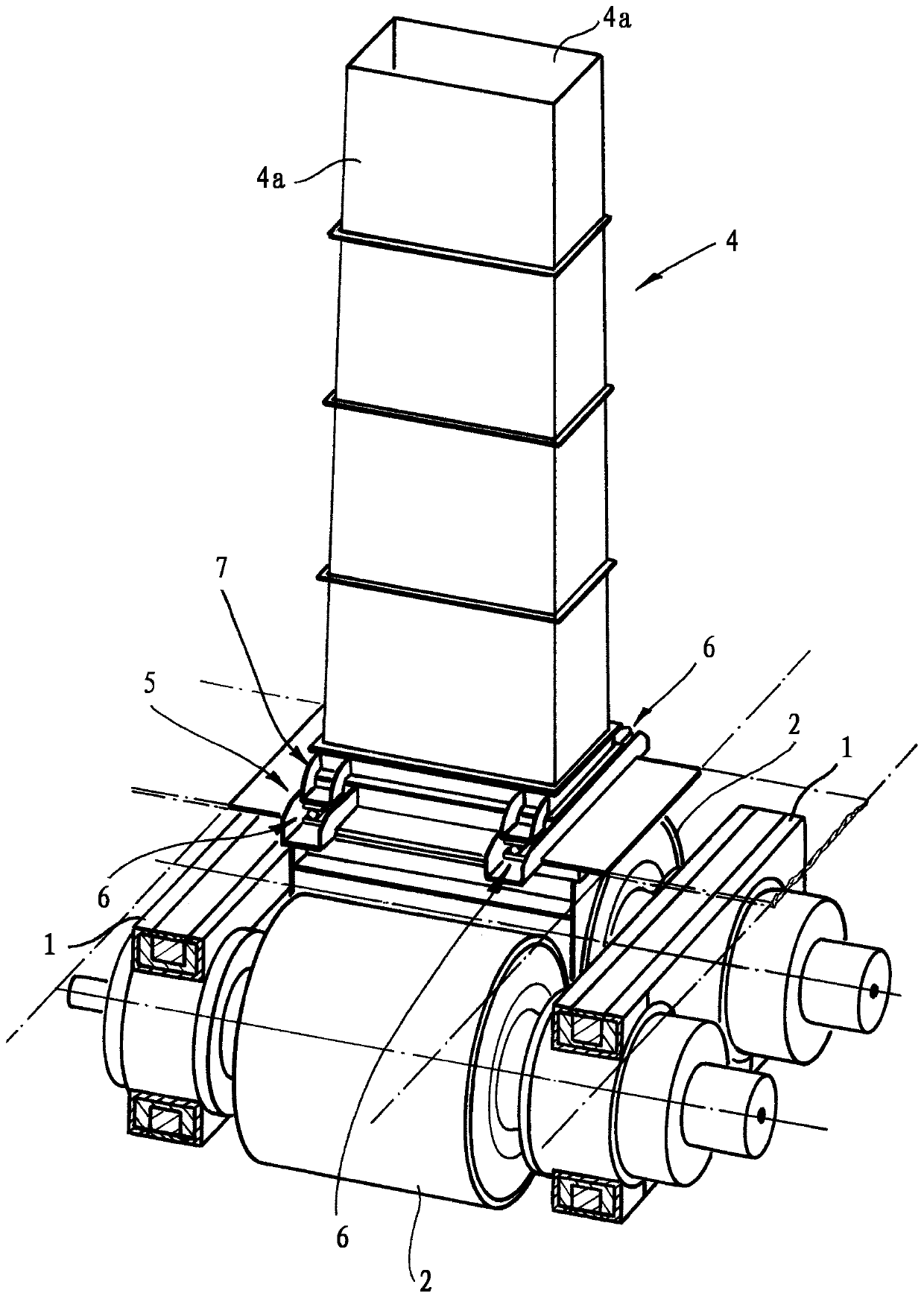 Roller press and method for determining the filling level