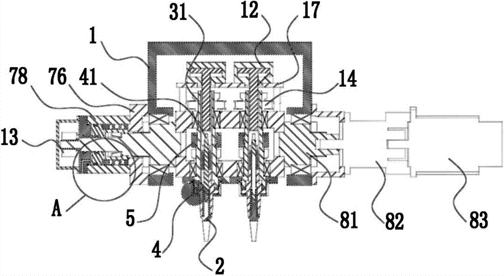 Polyhedron precision machining device with feedback detection function