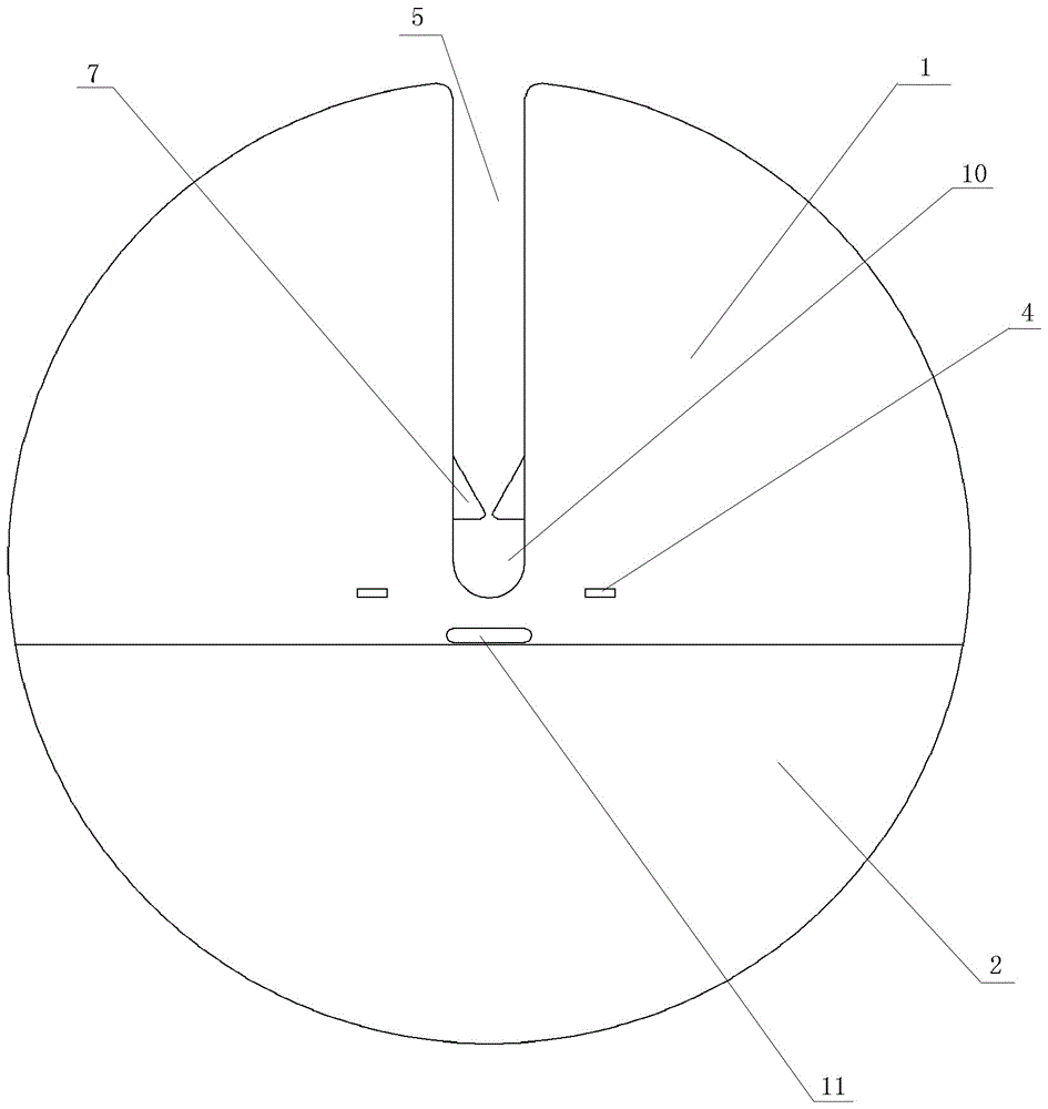 Power transmission line indicating device with insulation structure