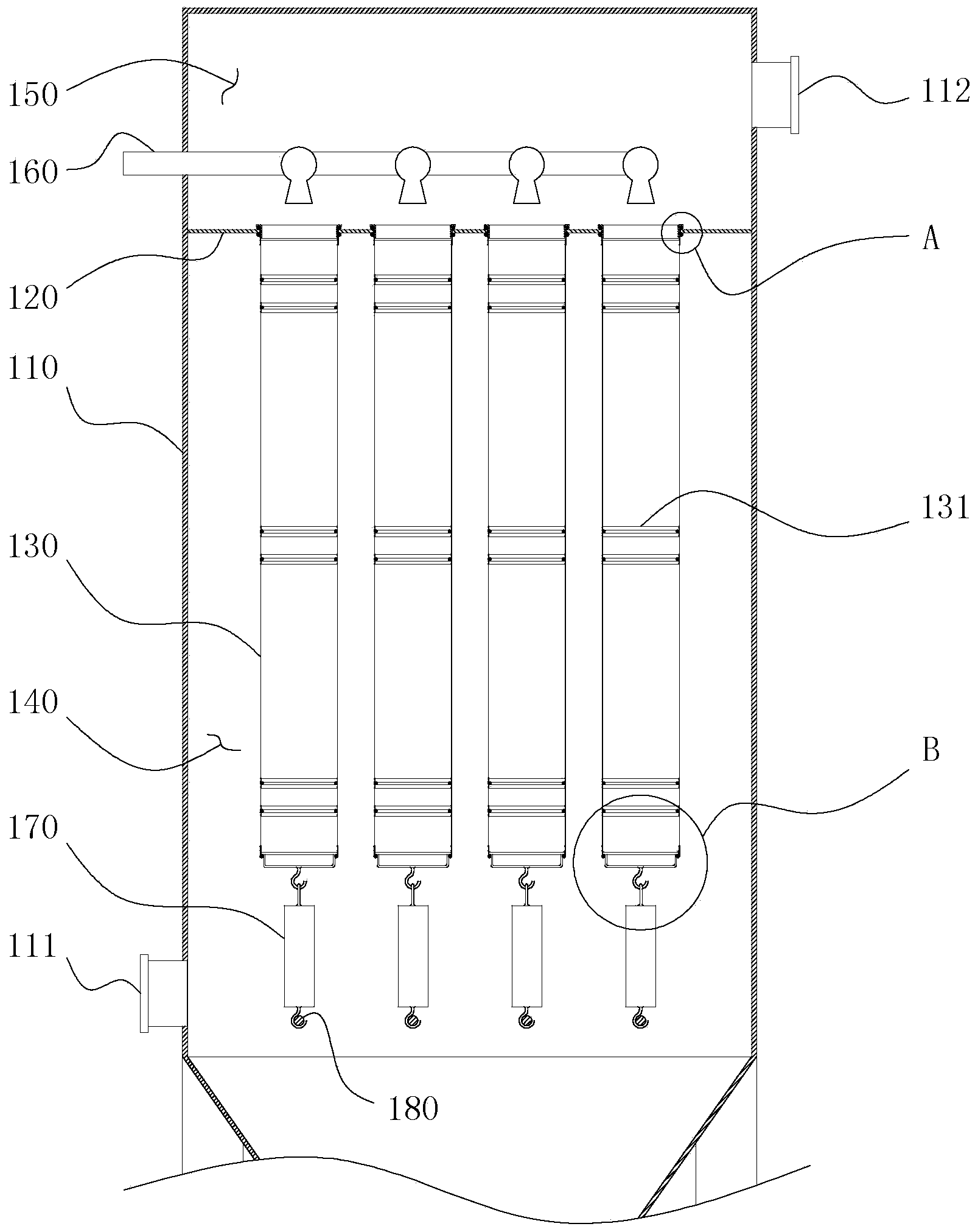 Filter device for separating gas and solid