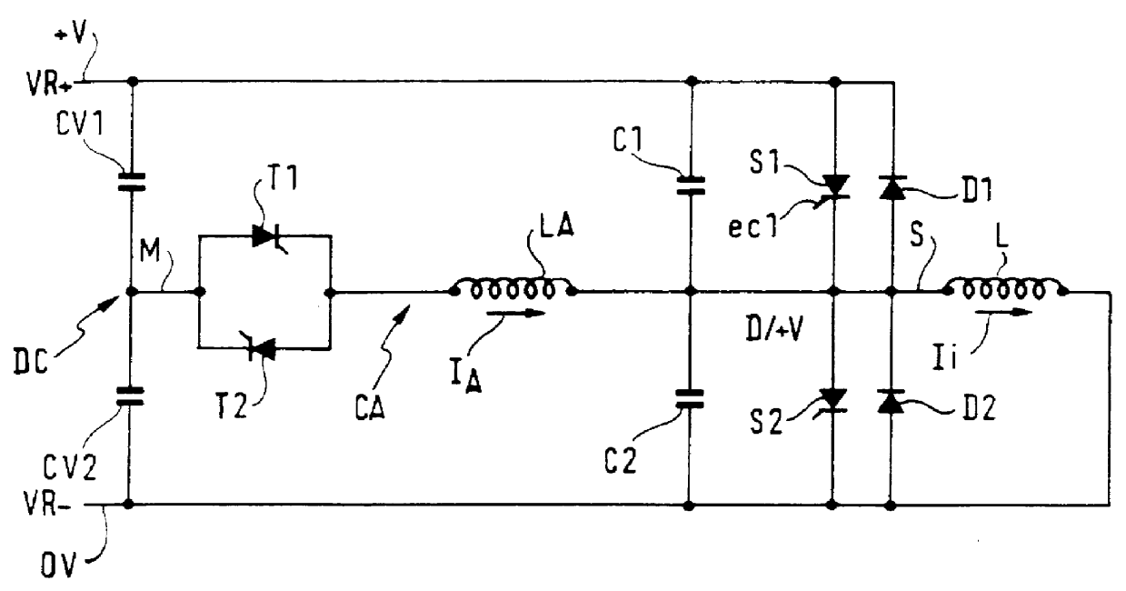 Power converter with improved control of its main switches, and application to a power converter having three or more voltage levels