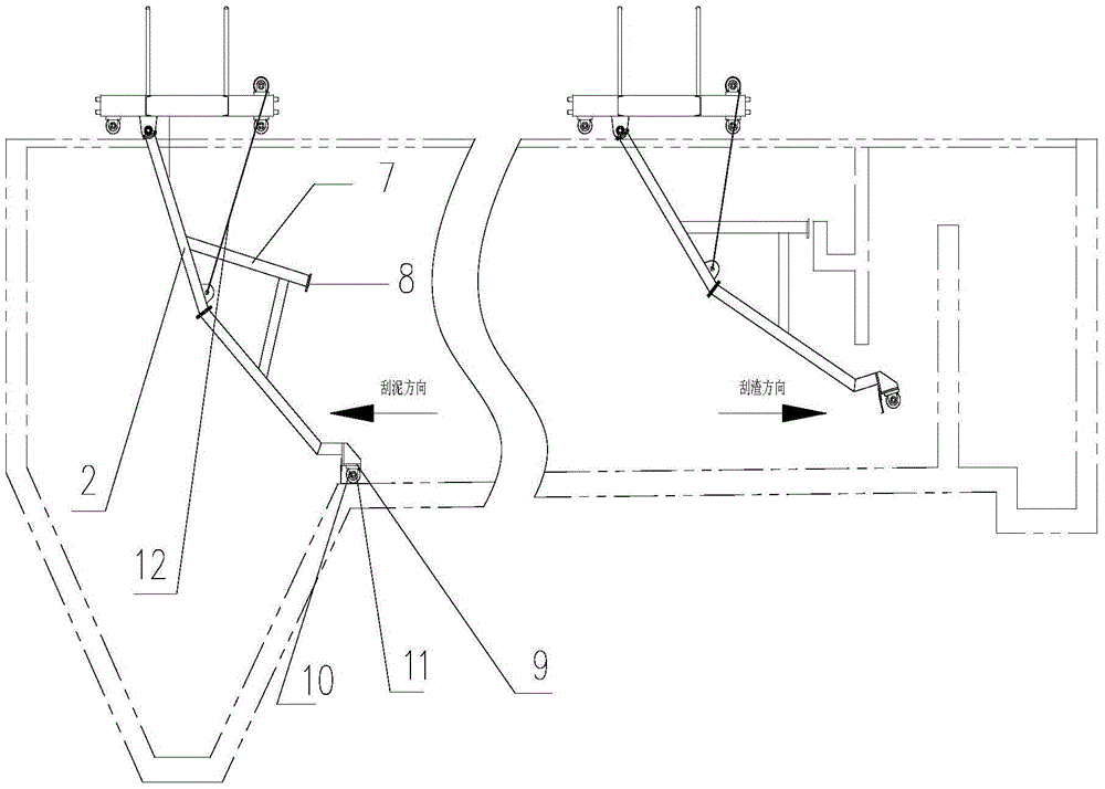 Bridge crane mud/sludge scraper for efficiently degrading industrial wastewater with high salt content