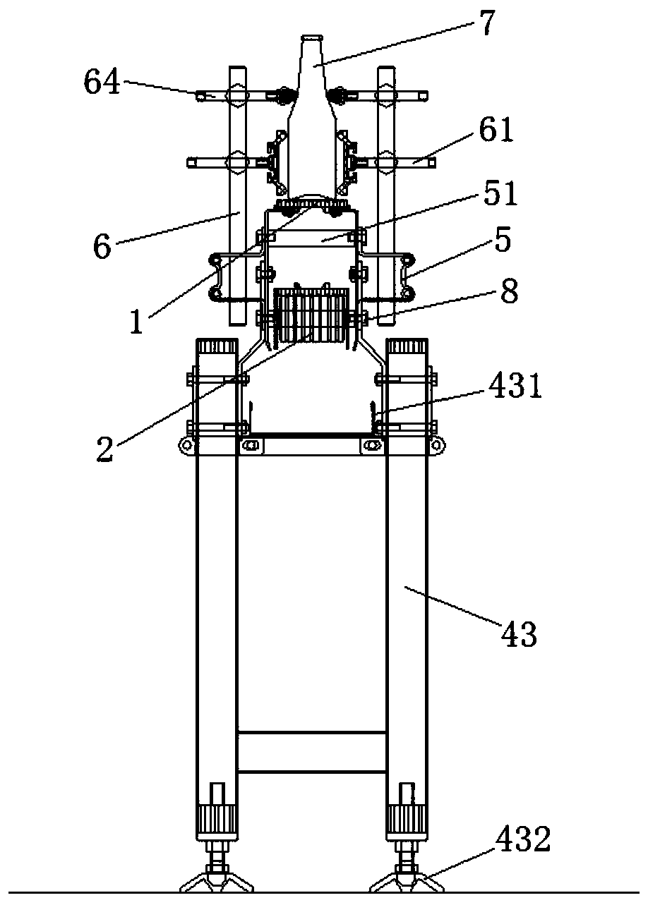 Big-gradient bottling container standing type conveying device