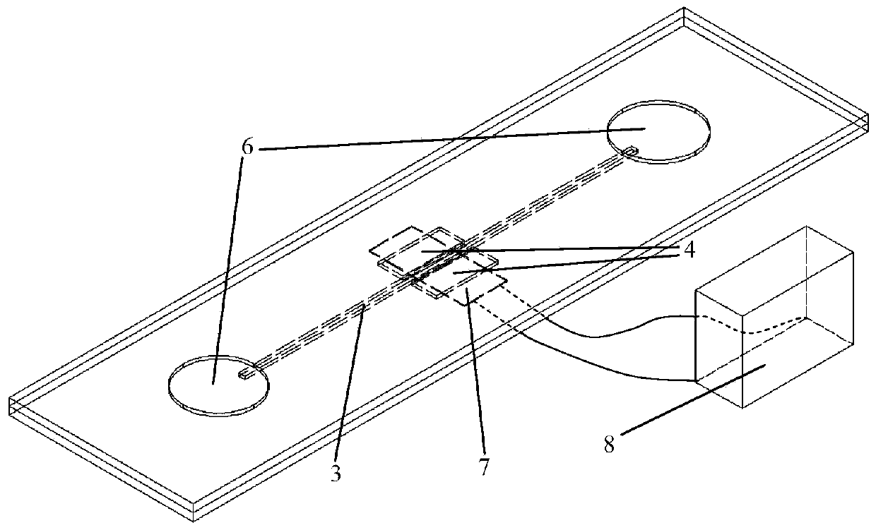 A microvalve device for microfluidic chip and its preparation method and application