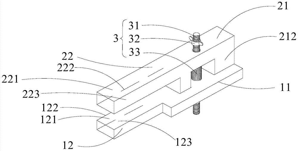 Board return device and return method