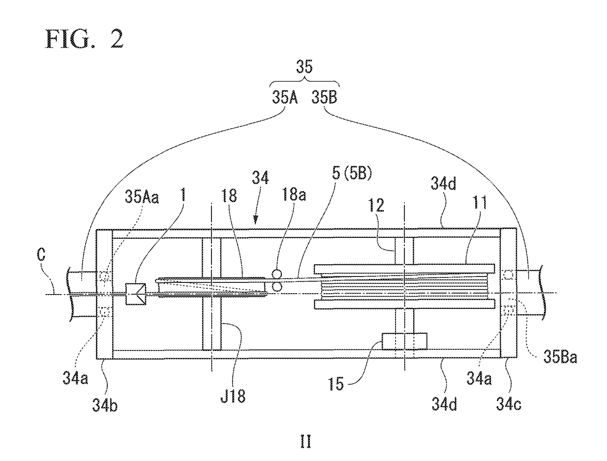 Method of producing inner spiral grooved tube and apparatus for producing inner spiral grooved tube