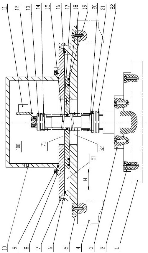 Novel sealing device capable of achieving translation and rotation movement