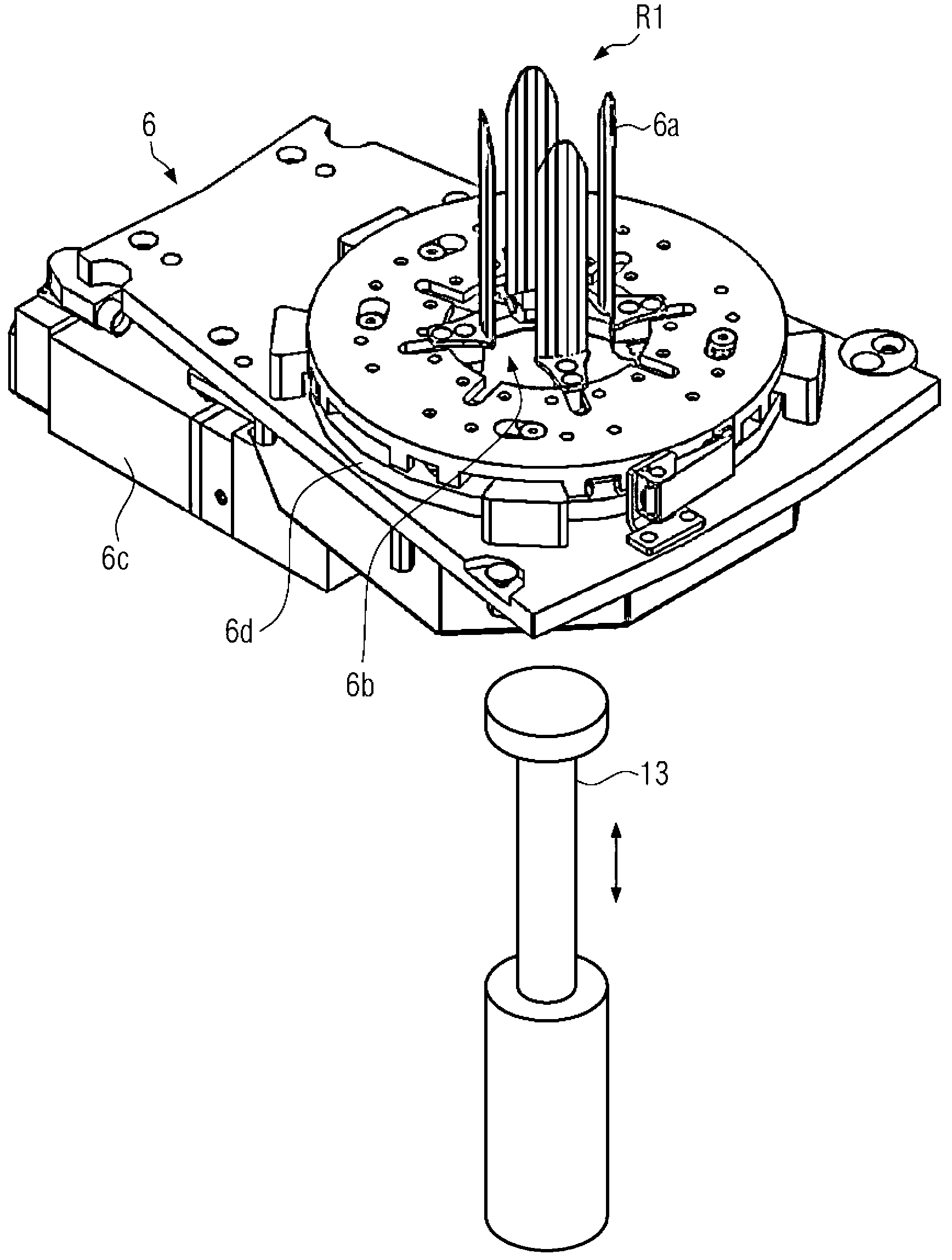 Method and device for labelling containers with sleeve-labels