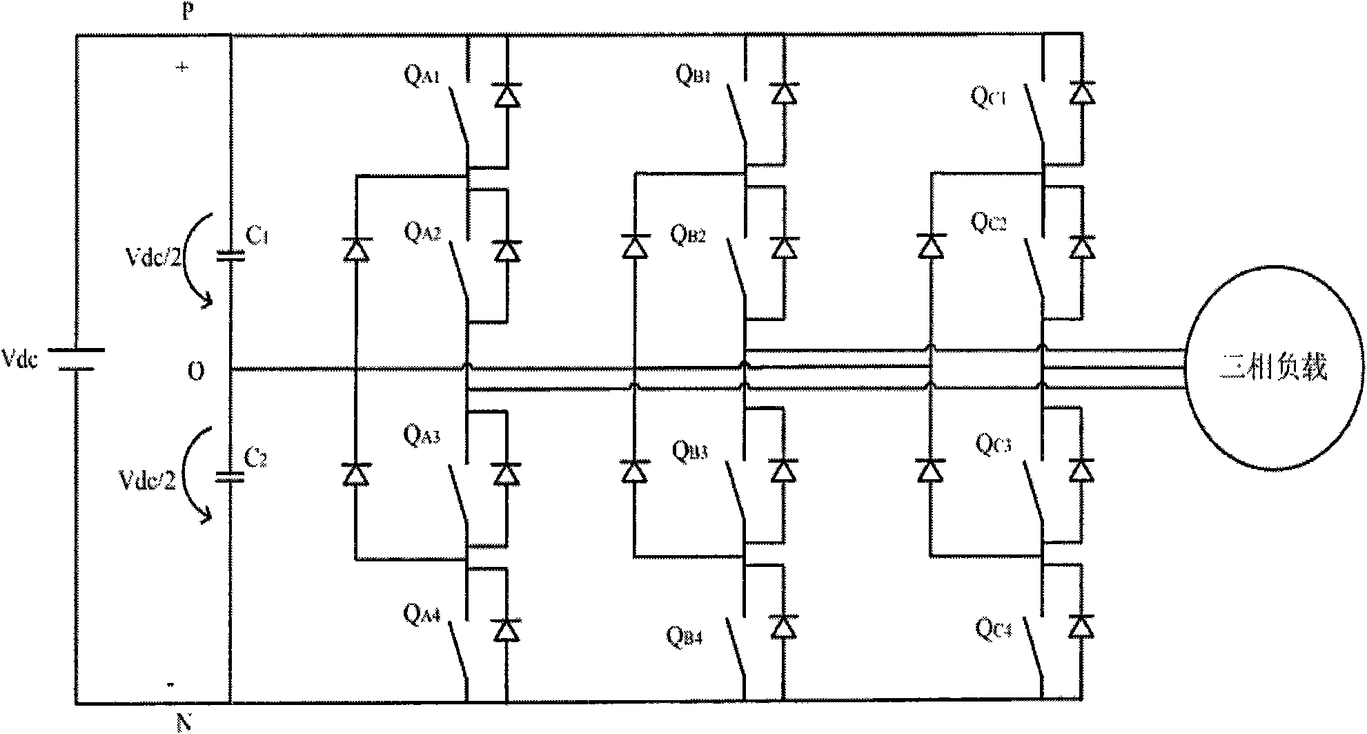 Tri-level zero-current conversion soft switching inverter of active middle voltage clamp