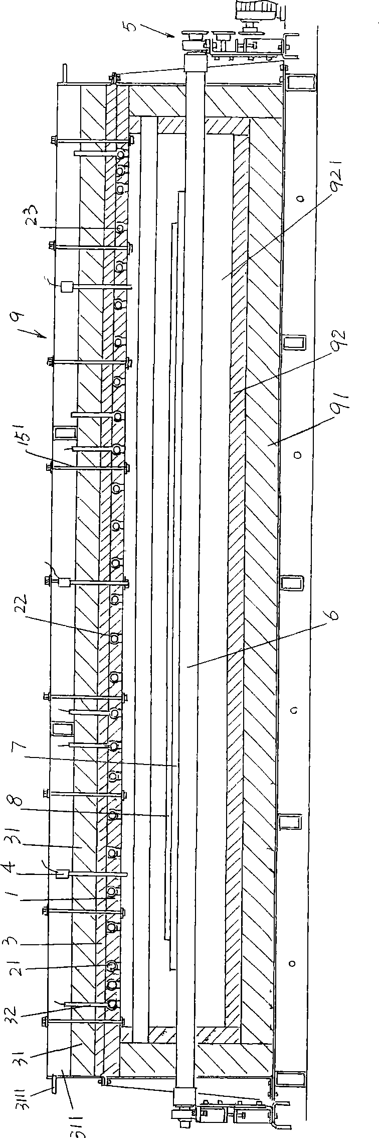 Radiation type heating board structure for electronic product annealing and sintering furnace