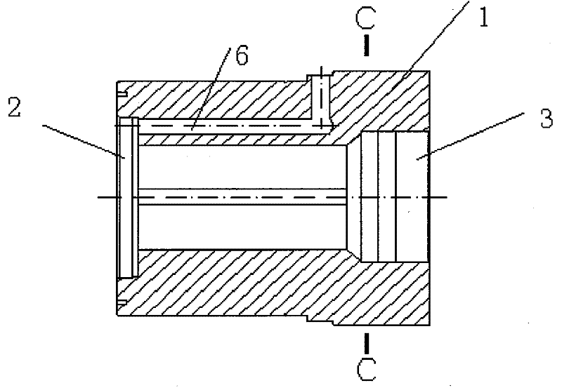 Connecting part used between high-temperature superconducting segment of heavy current lead and resistance heat exchanger