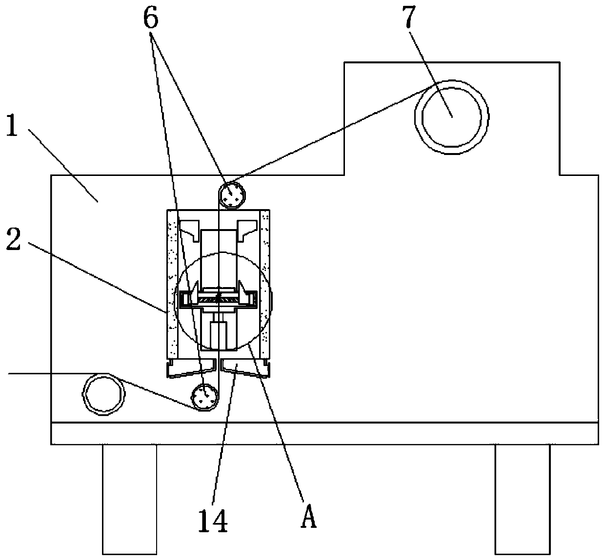 Winding device capable of removing thread ends for spinning