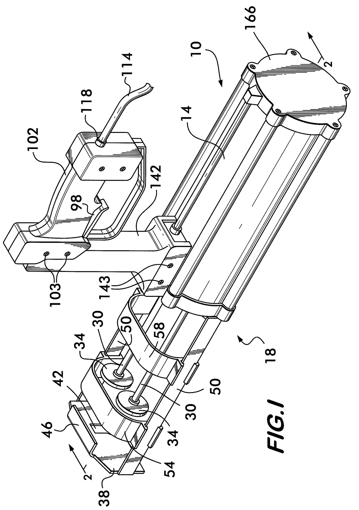 Dispensing device arranged to reduce the risk of strain and injury during use