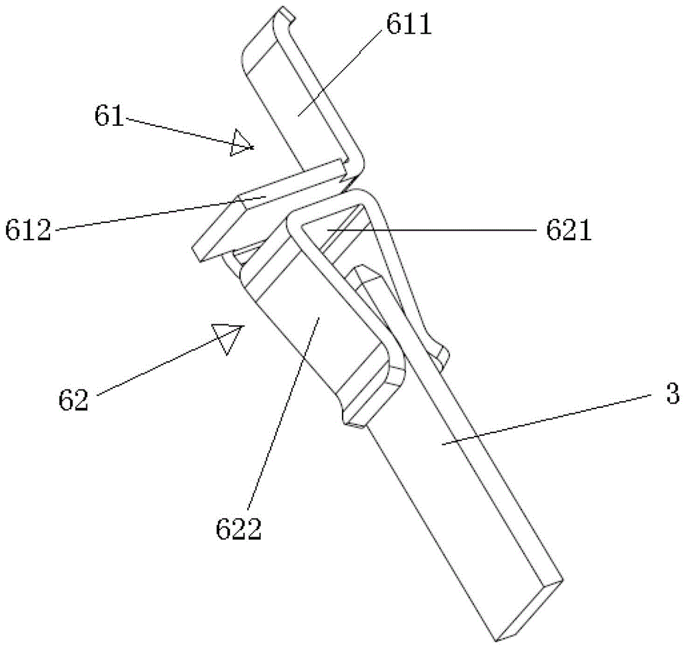 Low cost high current clip terminals for electrical connectors