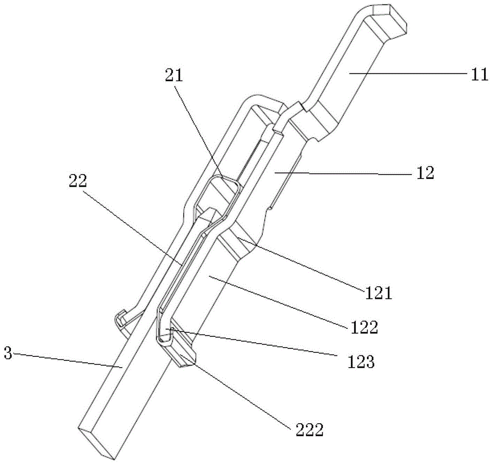 Low cost high current clip terminals for electrical connectors