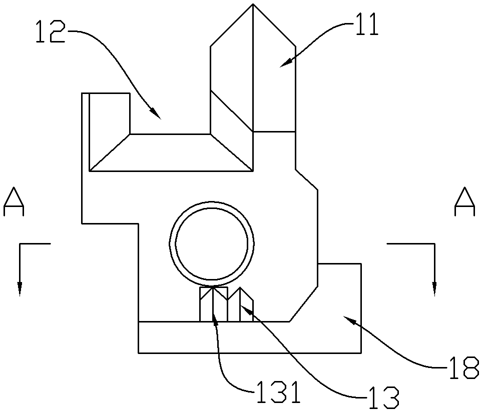 Automatic connecting/disconnecting device for braking air ducts of railroad vehicles