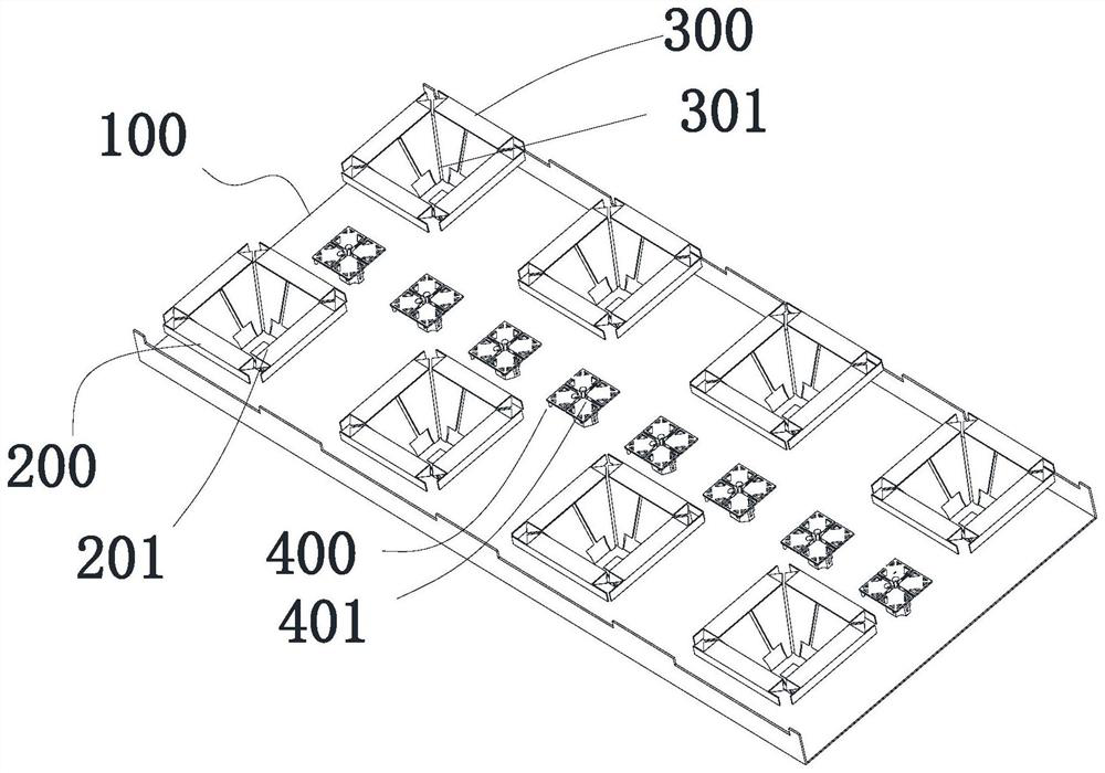 A Multi-frequency Base Station Antenna Eliminating Coupling Resonance