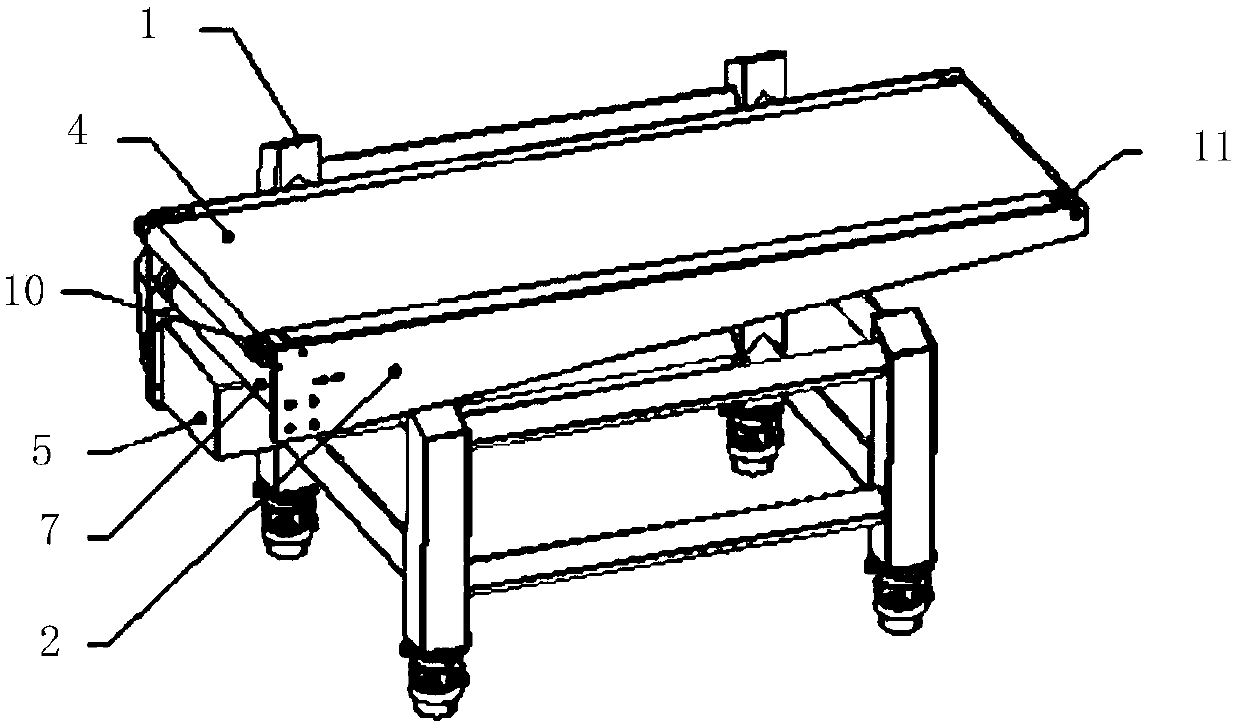 Belt-disassembly type conveyor