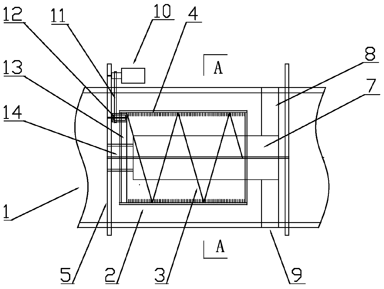 A sewage push-flow debris separator