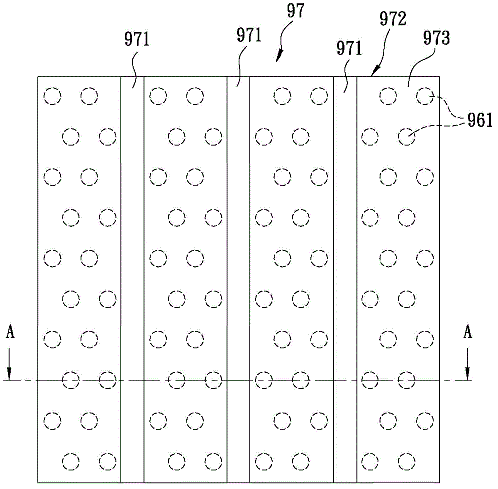 Solar cell and module group thereof