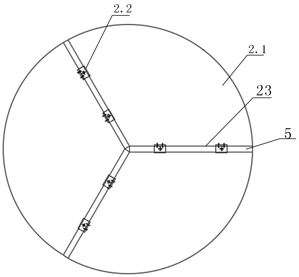 Liftable umbrella-shaped water retaining device and construction method thereof