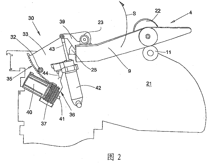 Creel loading and relieving device for a winding device of a textile machine producing crosswound bobbins