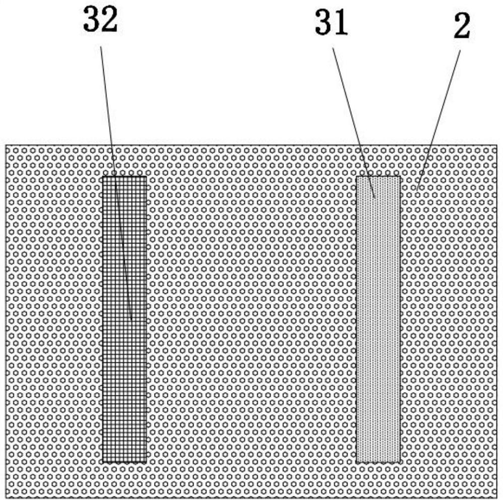 Variable raised warp knitted fabric and knitting method