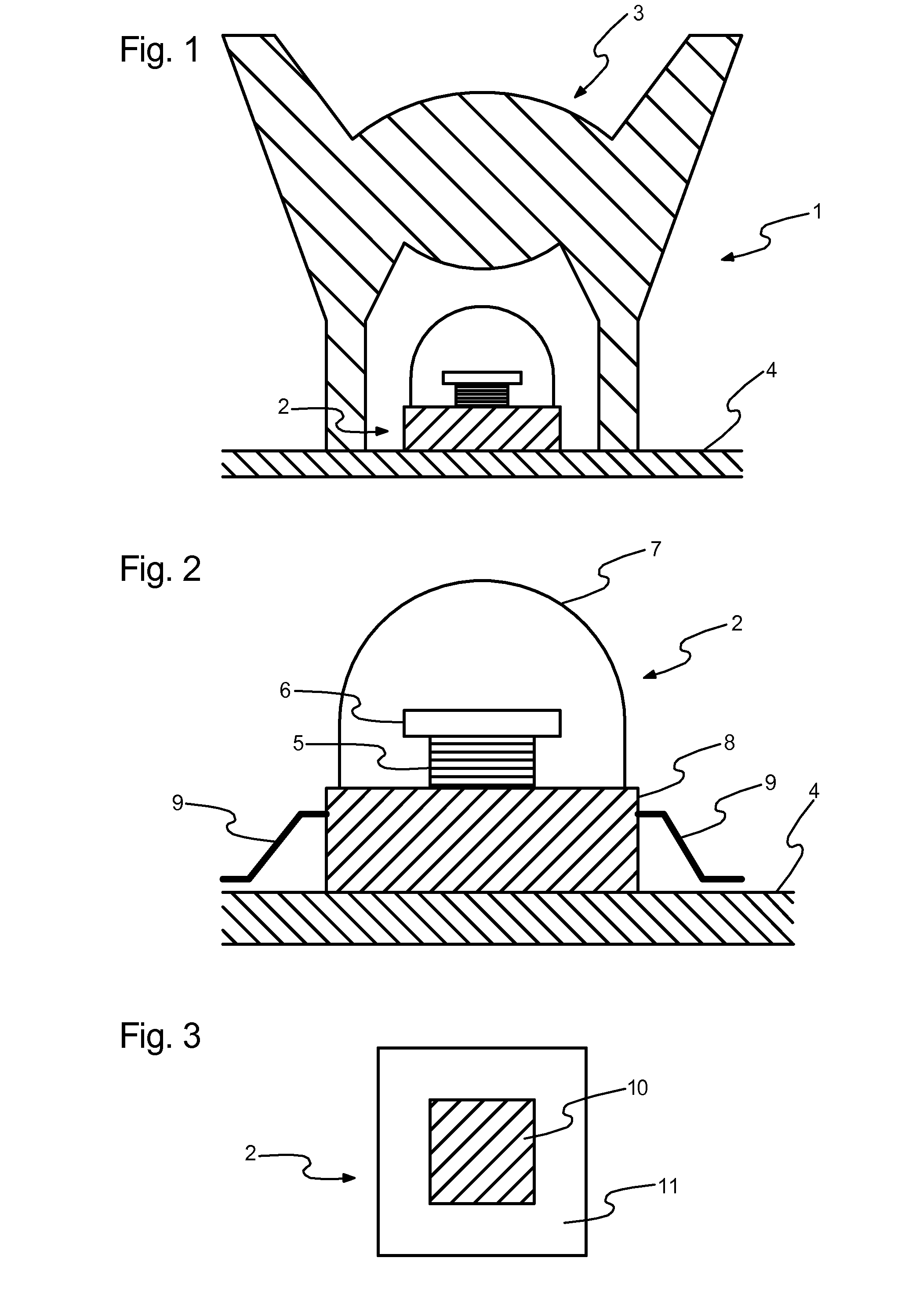 Operating light and a process for lighting an operating table by means of an operating light