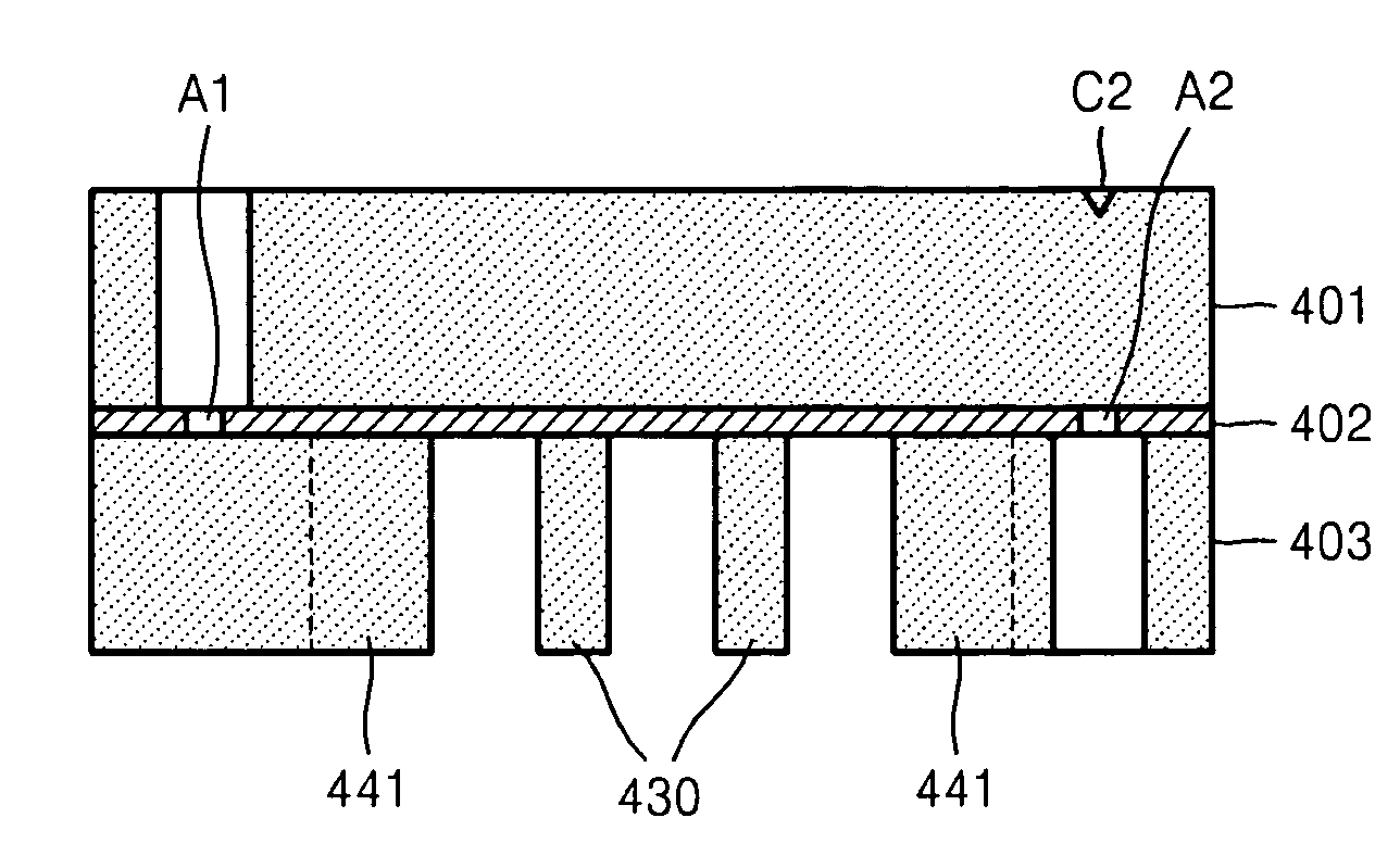 Double-sided etching method using embedded alignment mark