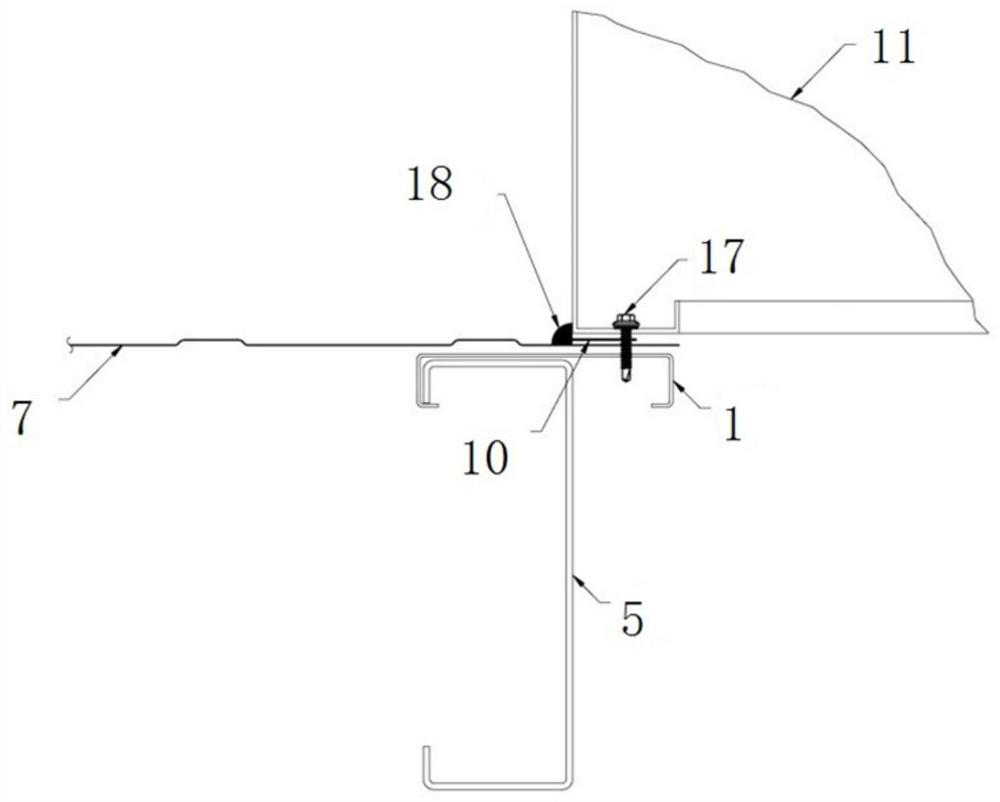 Sliding rail device for steel-structure roof opening