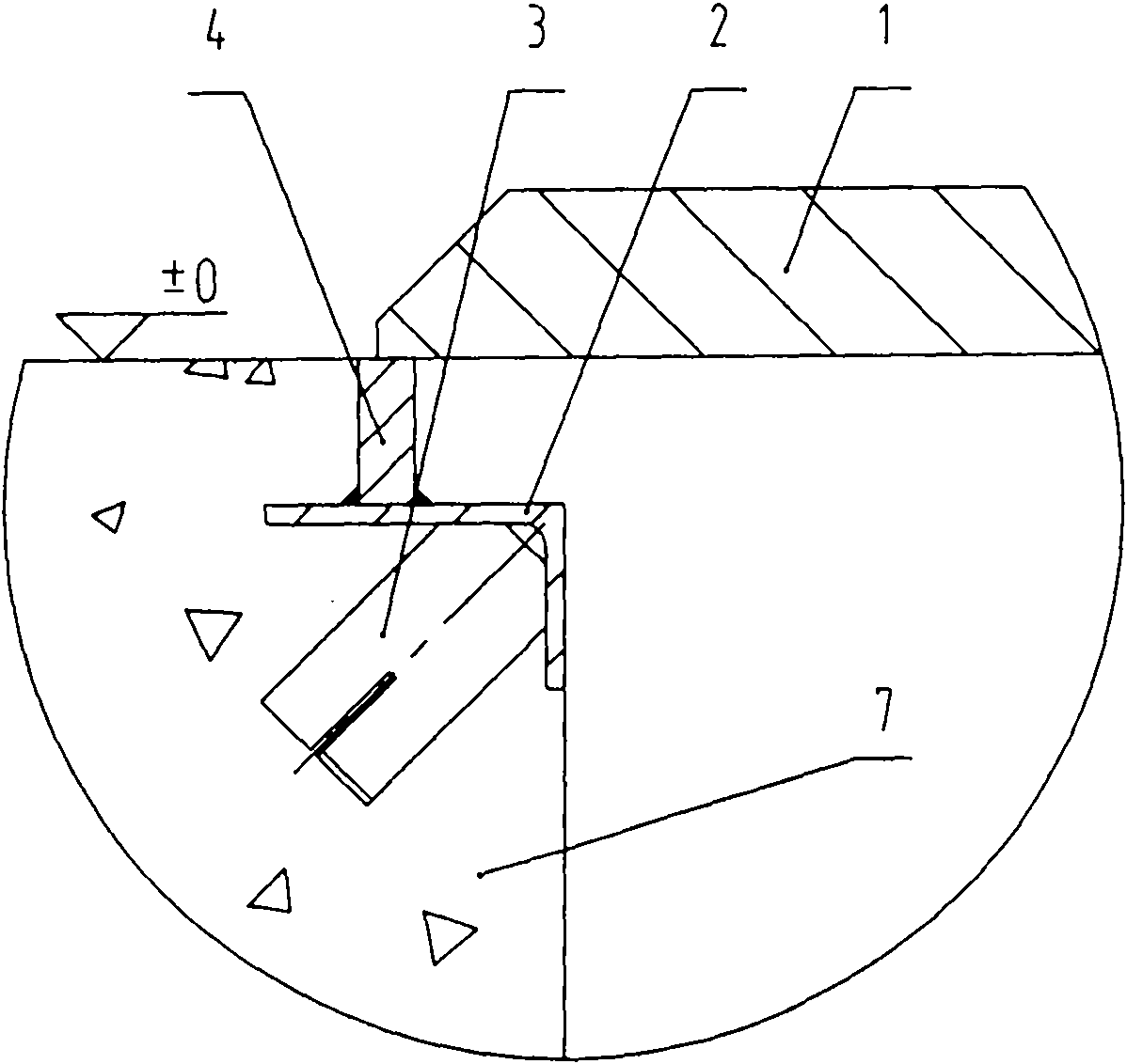 Carriage supporting device of traverse table of forging press