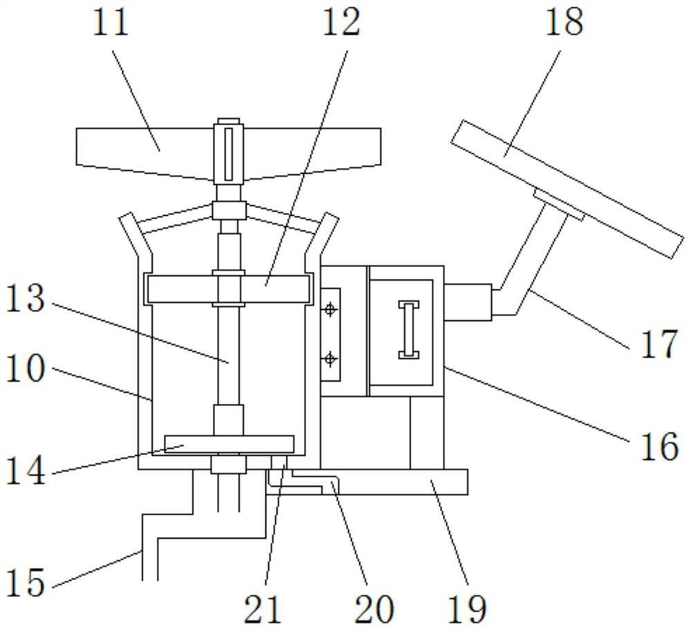 A street lamp with rainwater interception and cleaning function