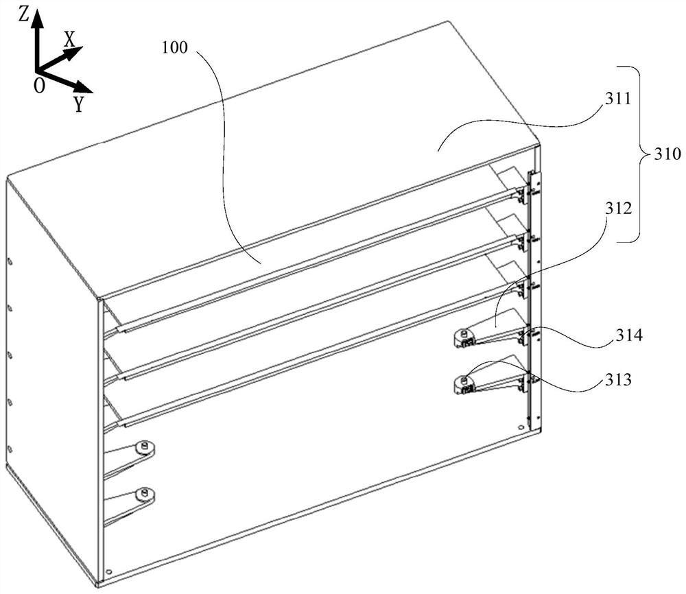 Conveying device, conveying method and net stretching device