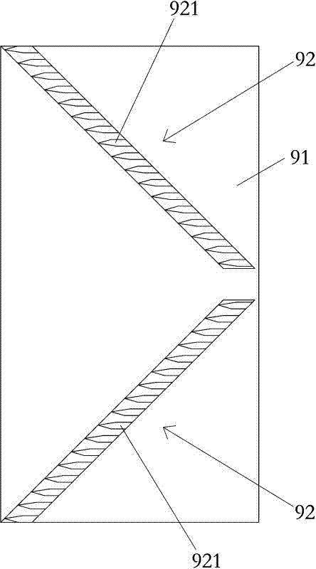 Conveying belt sweeping device