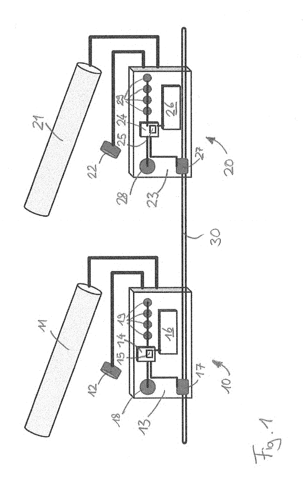 Conveying device with configuration change