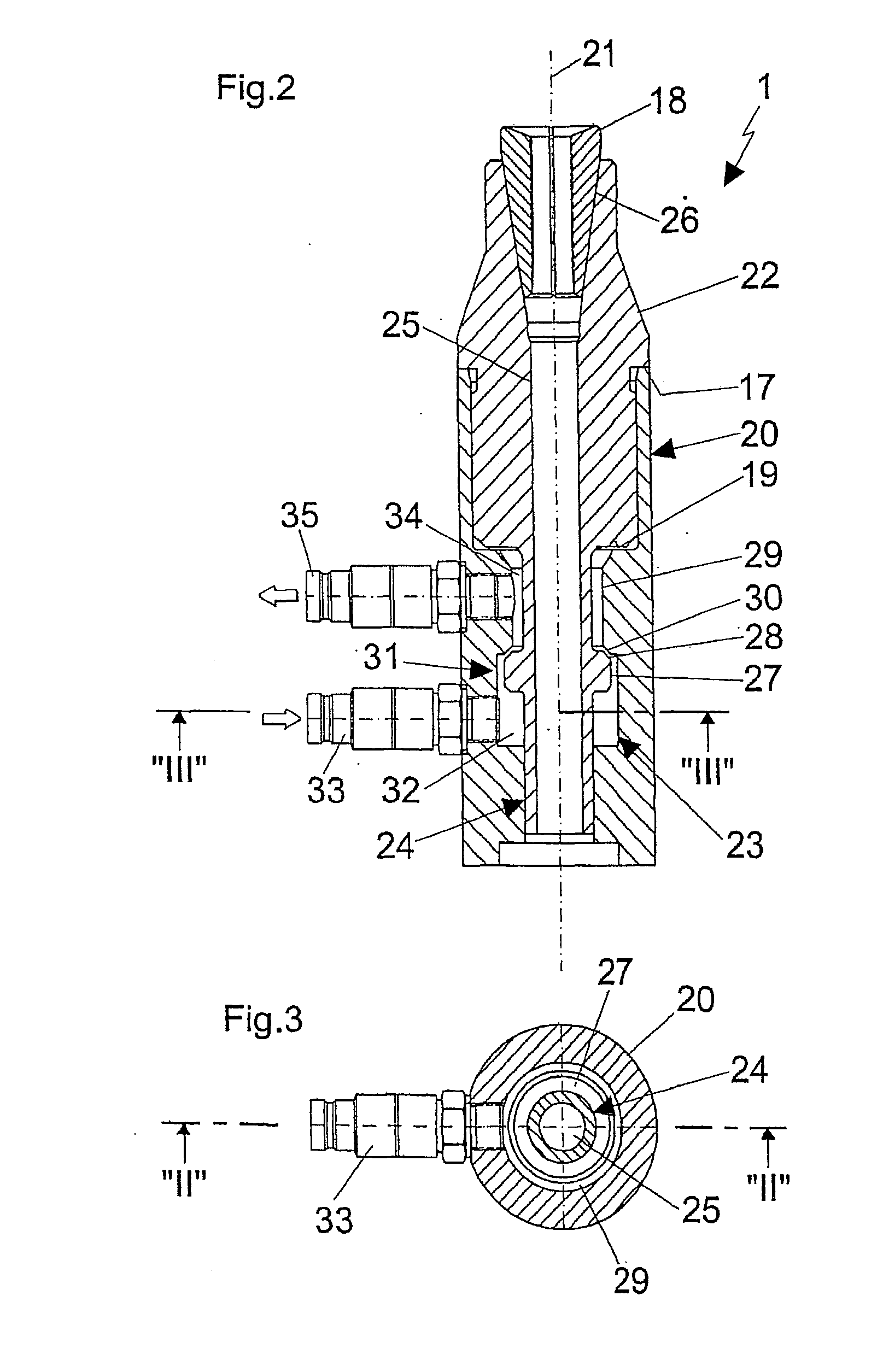 Device and method for controlling a prestressing jack when tensioning a tendon