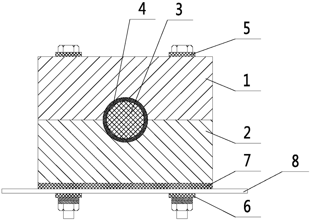 Insulation structure of a high-current DC transmission line