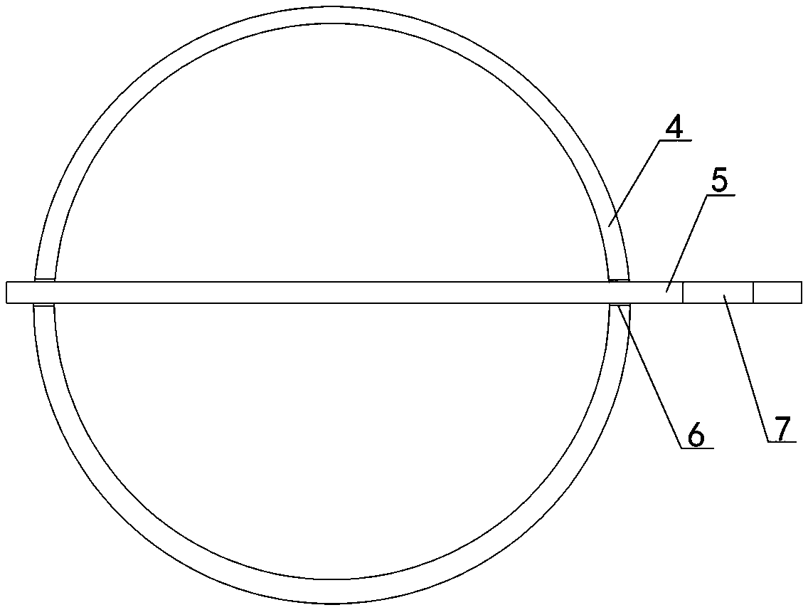 A hoisting system and hoisting method for hoisting tall anaerobic tanks with low-slung group of suspenders