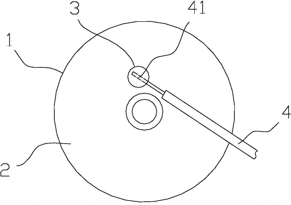 Welding method capable of increasing connecting strength of gold-sprayed end surface of capacitor and leading wire