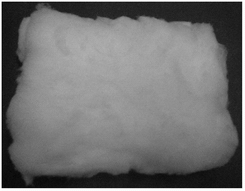 Method for preparing organic poly-zirconium precursor or silk-thrawn liquor thereof for zirconia fiber production by one-step solvent method