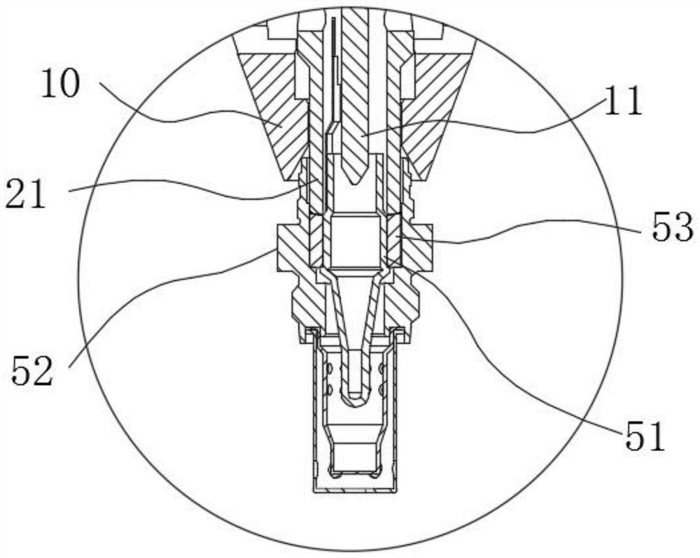 A Double Centering Pressing Mechanism