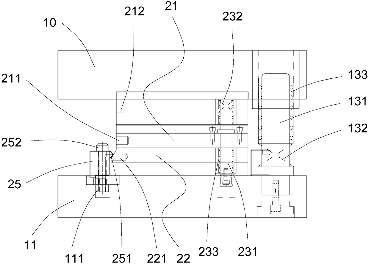 Stamping die with core replacement structure