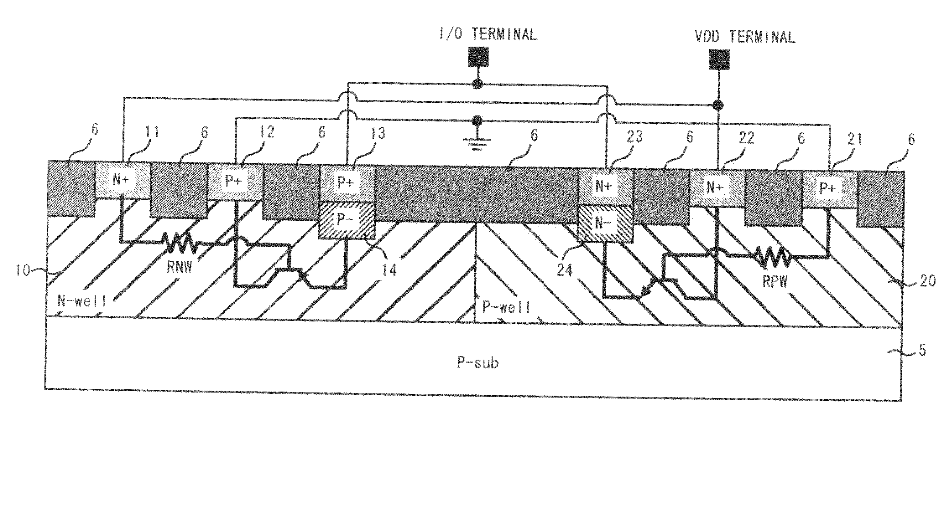 Electrostatic discharge protection method and device for semiconductor device including an electrostatic discharge protection element providing a discharge path of a surge current